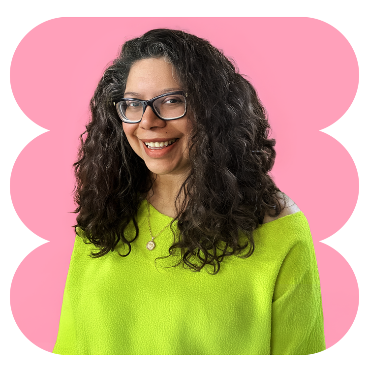 Cindy-Rochlen-Linkedin-PINK-MASKED-SHAPE NOV 2025